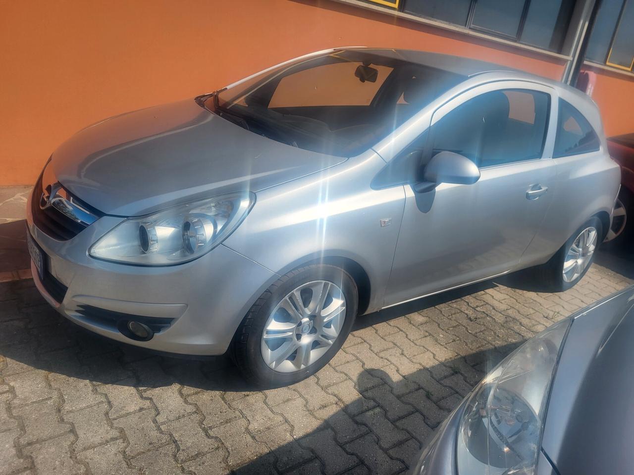 Opel Corsa 3 porte
