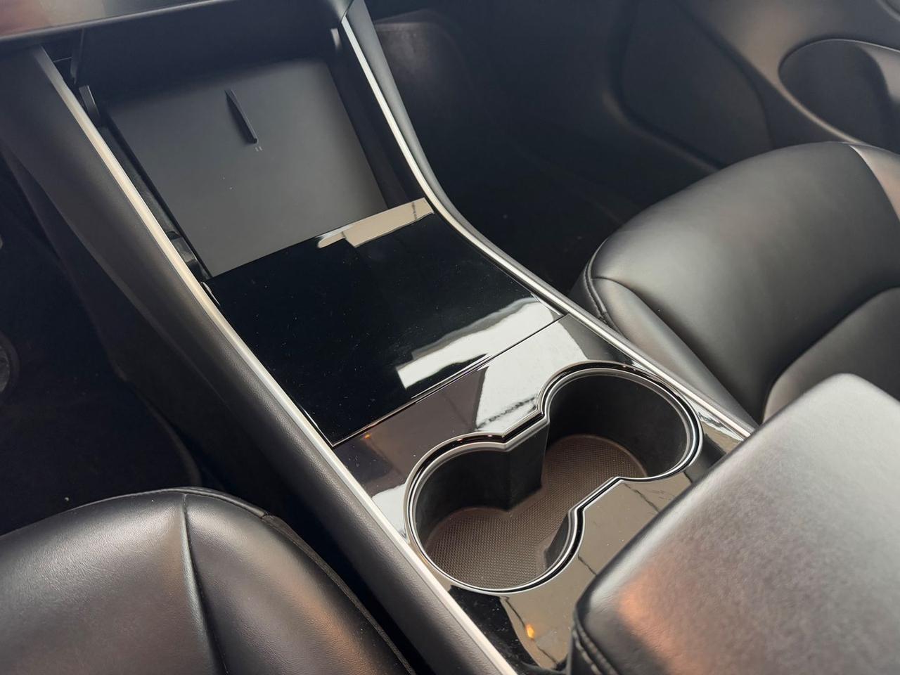 Tesla Model 3 Long Range Dual Motor AWD #8658