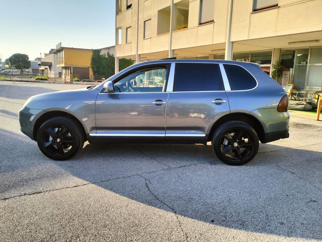 Porsche Cayenne 4.5 cat S