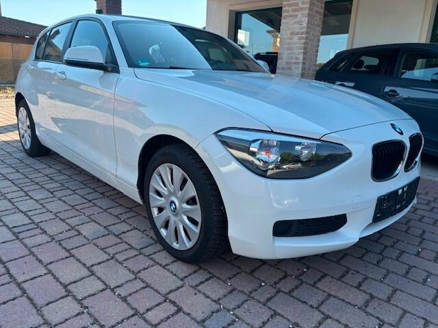Bmw 114 114i 5p. Sport