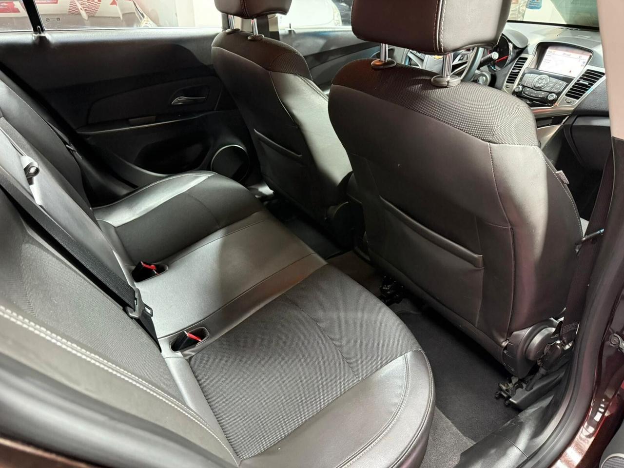 Chevrolet Cruze 1.7 131cv LTZ - 2012