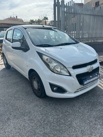 Chevrolet Spark 1.0 LT