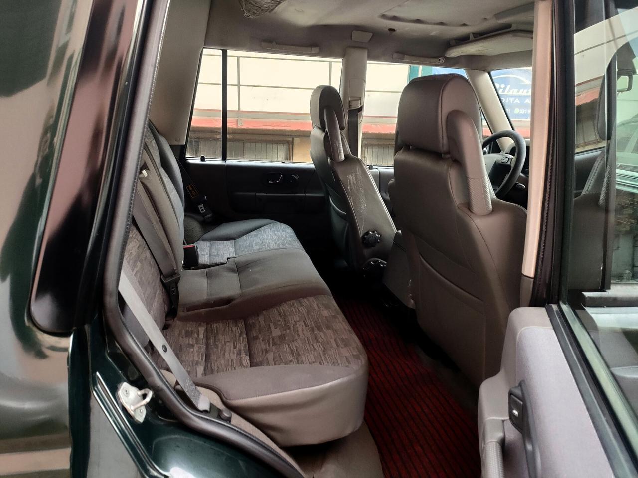 Land Rover Discovery 2.5 Td5 5p ASI e Gancio