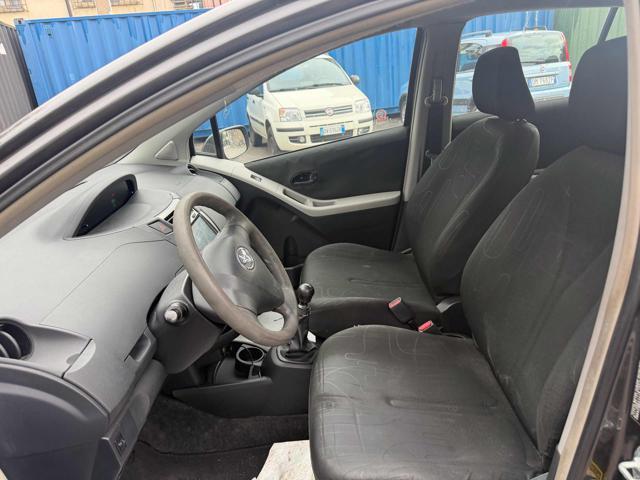 TOYOTA Yaris 1.4 D-4D DPF 5p Sol senza nessun lavoro da fare