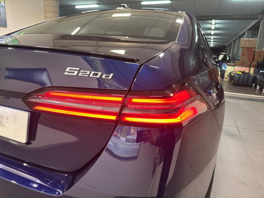 BMW Serie 5 Berlina 520 d 48V M Sport Pro xDrive Steptronic
