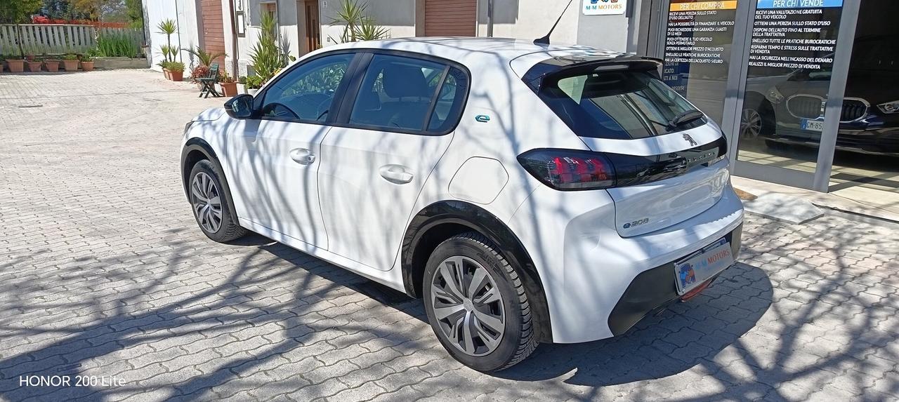 Peugeot e-208 5 Porte e-208 Active Pack 100kW