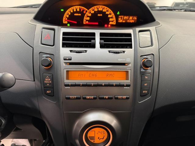 TOYOTA Yaris 1.3 5 porte M-MT Sol