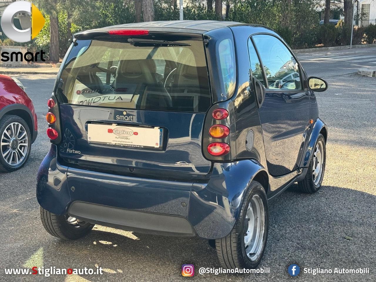 SMART fortwo coupé pure 45kW NEO PATENTATI