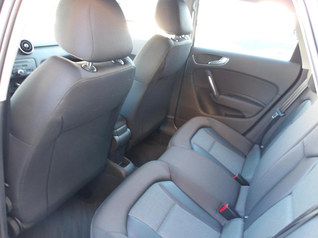 Audi A1 Sportback 1.6 tdi Ambition s-tronic