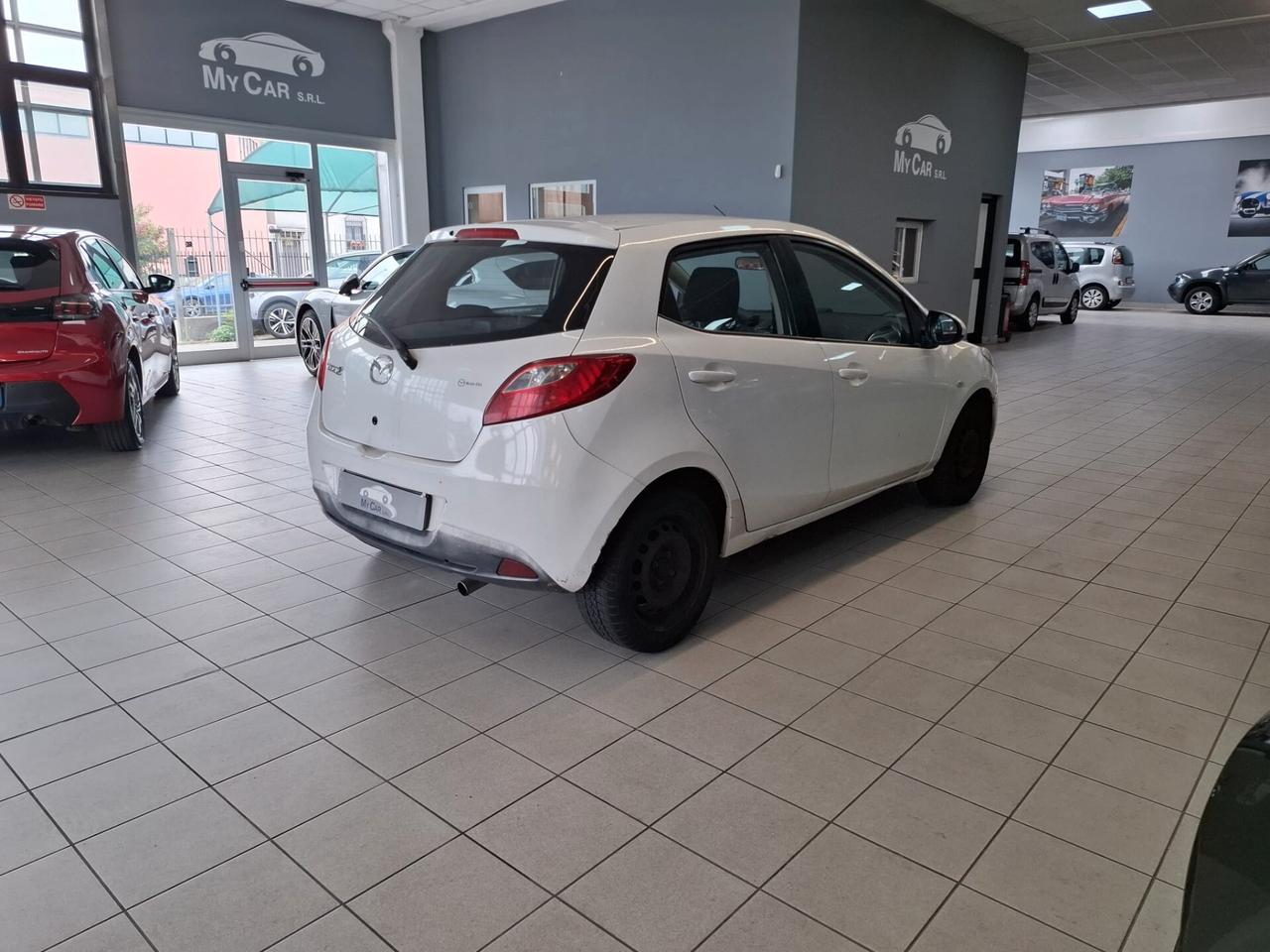 Mazda 2 Benz/Gpl Manuale