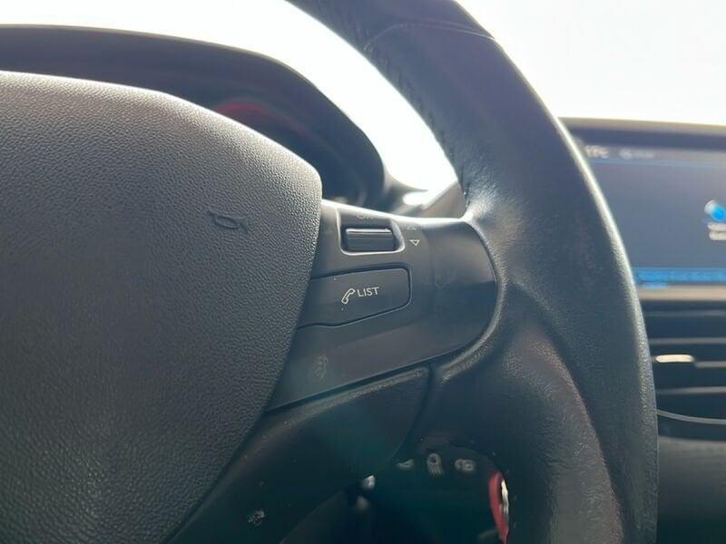 Peugeot 2008 1.2 puretech Active 82cv my16