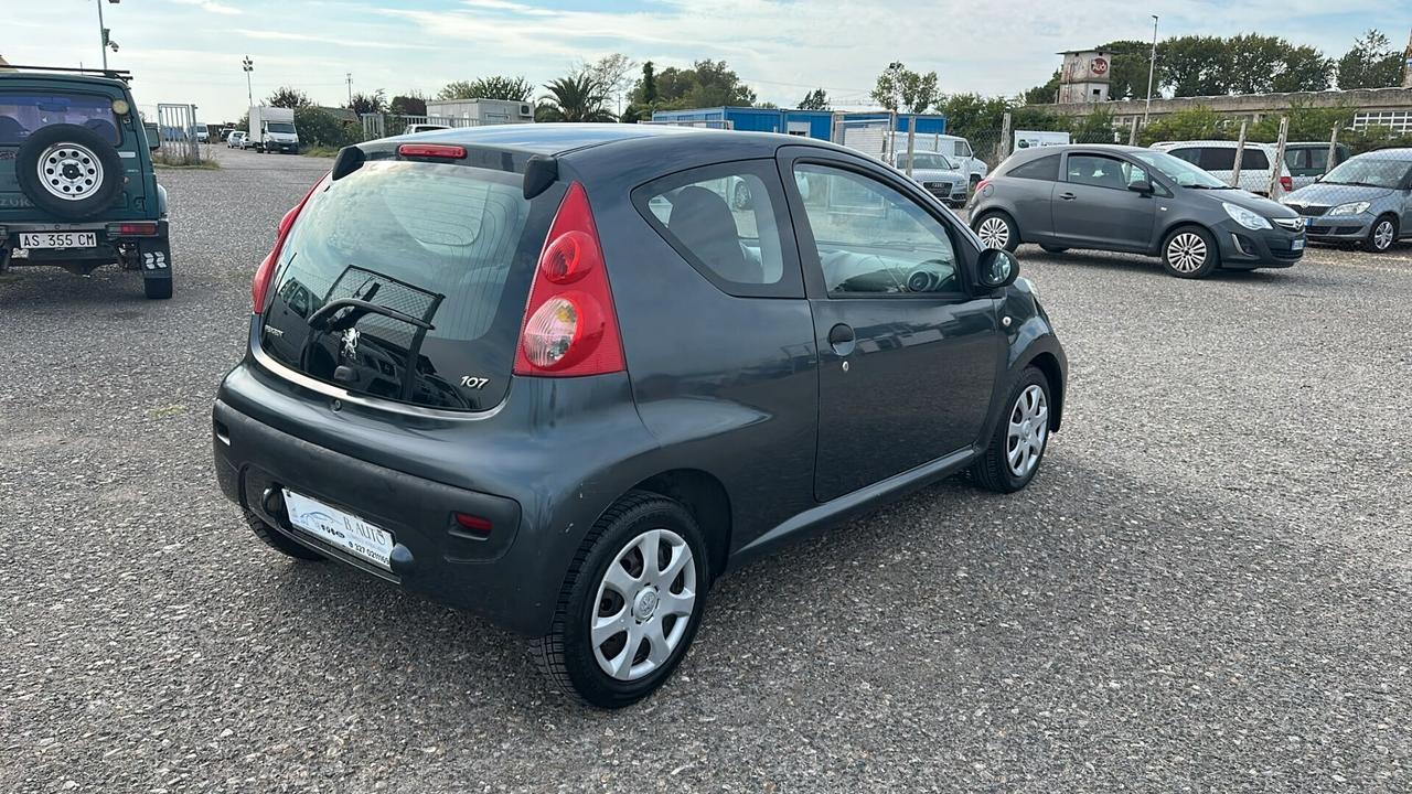 Peugeot 107 1.0 68CV 5p. Sweet Years