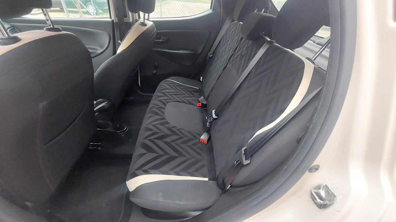 Lancia Ypsilon 1.2 69 CV 5 porte GPL Ecochic Gold