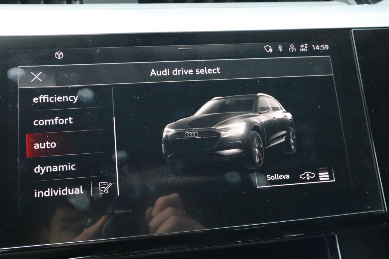 E Tron 55 408CV QUATTRO MATRIX 21"