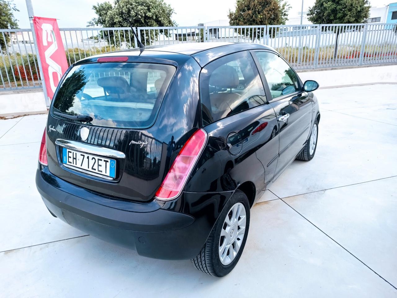 Lancia Ypsilon 1.3 Multijet Platino