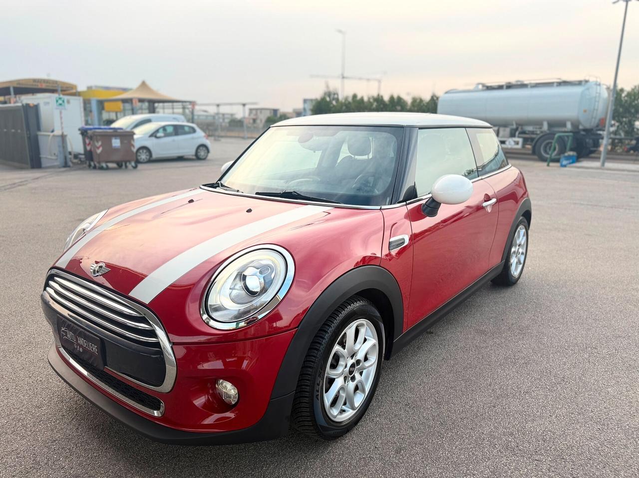 Mini 1.5 Cooper D/PELLE/FULL LED/NAVI/PDC/BELLA