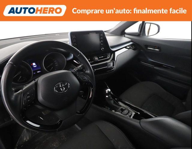 TOYOTA C-HR 2.0 Hybrid E-CVT Trend