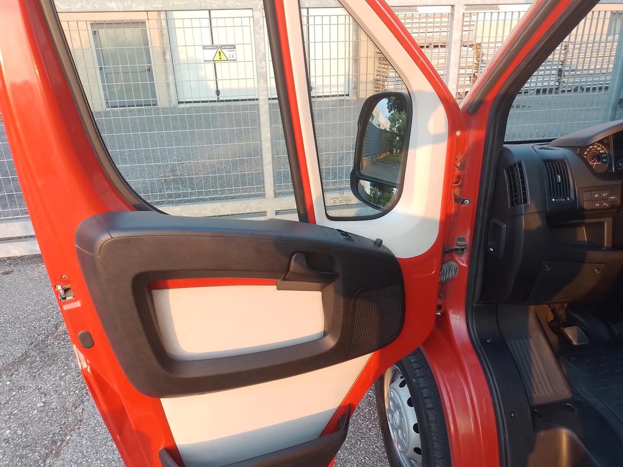 Peugeot Boxer 335 L3 2.0 BlueHDi 160 Furgone Cabinato