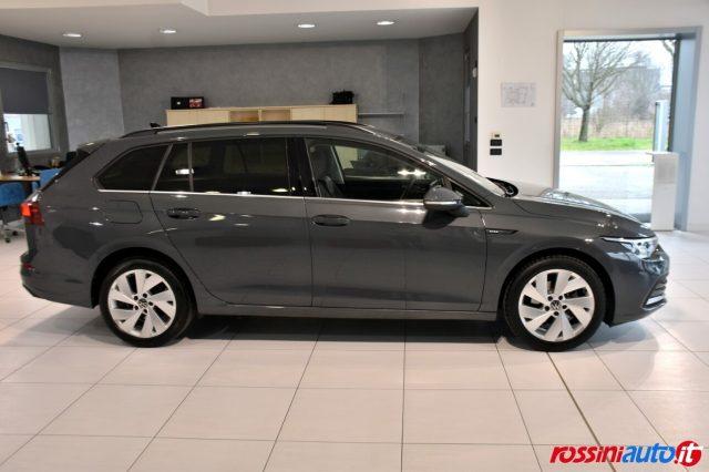 VOLKSWAGEN Golf Variant 1.5 ETSI 131 CV DSG STYLE + NAVI
