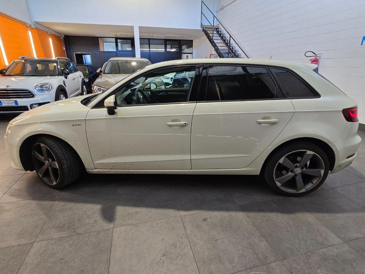 AUDI A3 SPB 1.4 TFSI S tronic g-tron Ambition