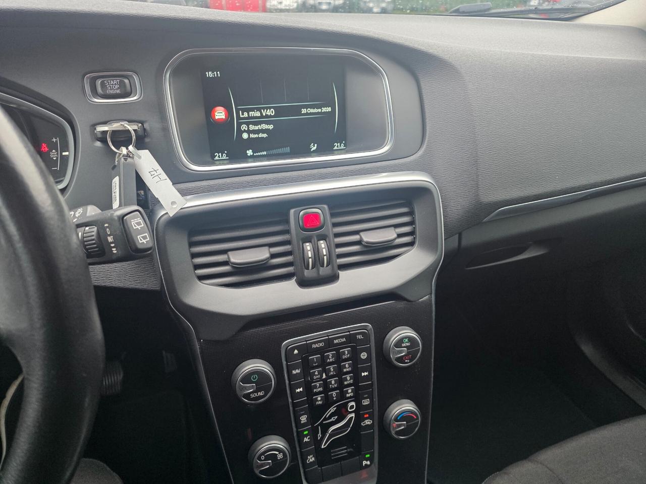 Volvo V40 D2 R-design Momentum