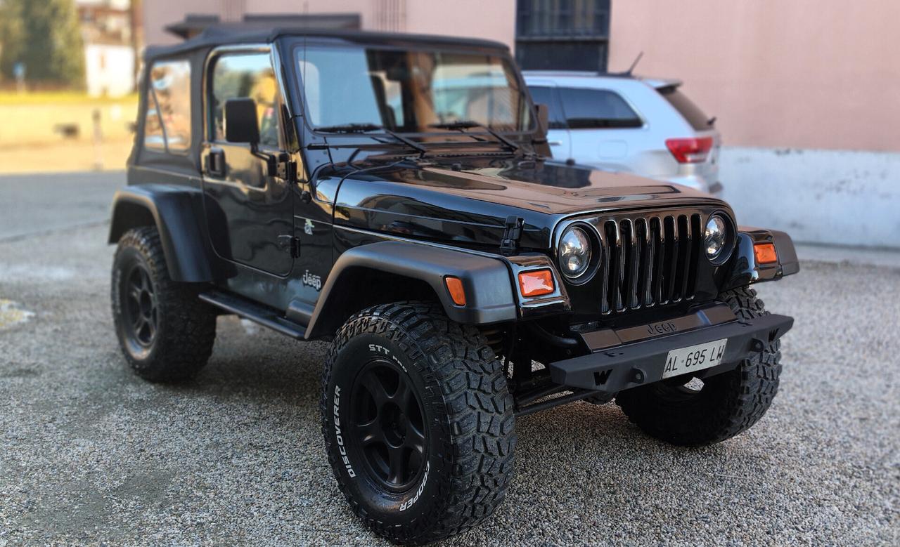 Jeep Wrangler 2.5 Soft top 4 posti