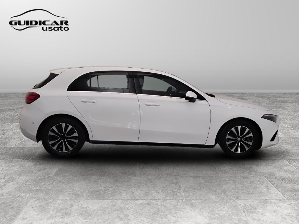 Mercedes-Benz Classe A - W177 2023 - A 180 d Advanced auto