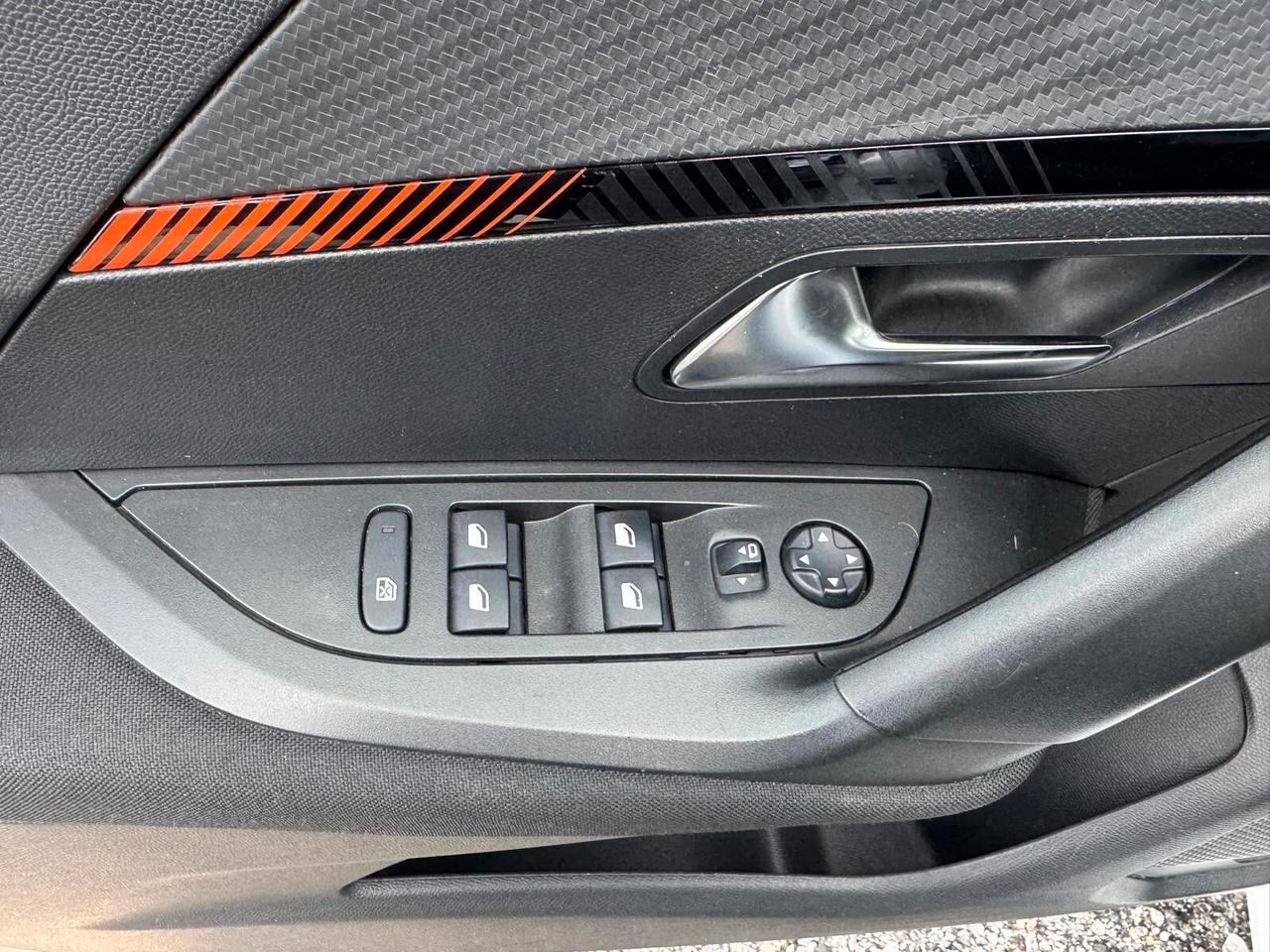 Peugeot 2008 BlueHDi 110 S&S Active Pack NAVI