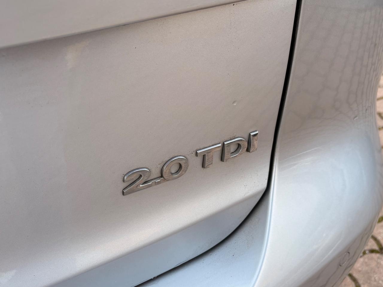 Volkswagen Touran 2.0 TDI 140 CV DSG Highline