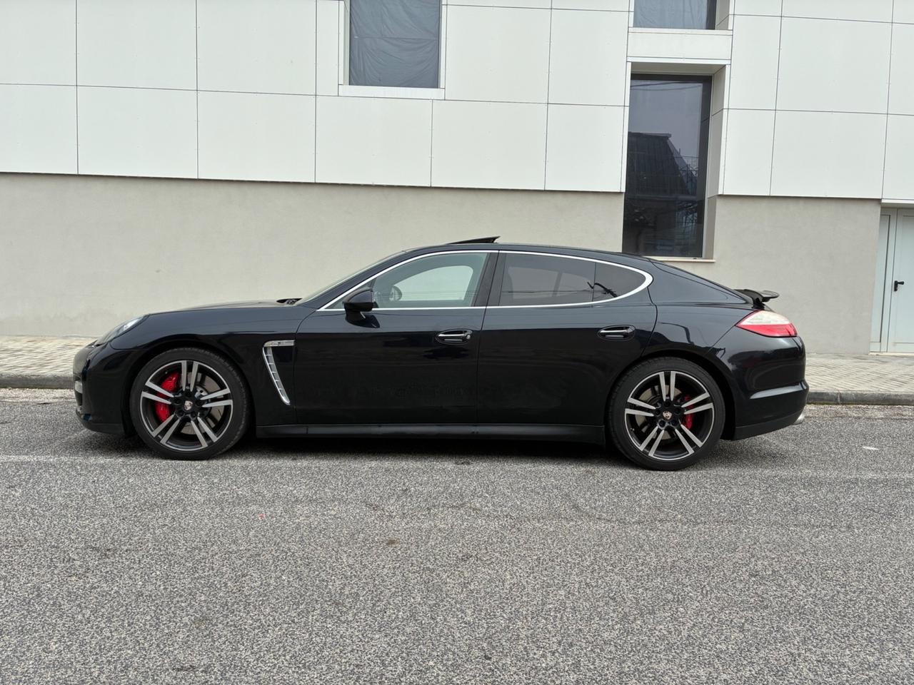 Porsche Panamera 4.8 Turbo