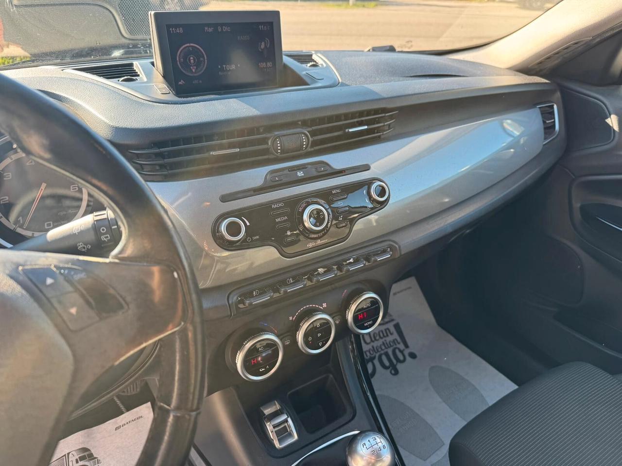 Alfa Romeo Giulietta 1.6 JTDm-2 105 CV Navi GARANZIA