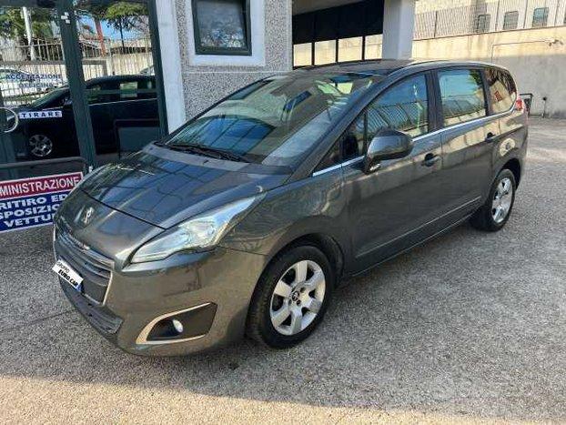 Peugeot 5008 Active 7 POSTI
