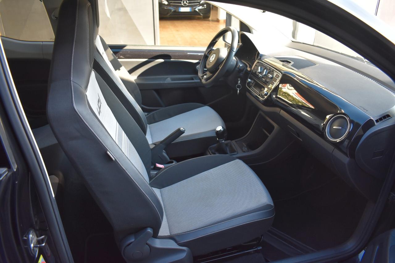 Volkswagen up! 1.0 75Cv Black Line 69.000 Km!!