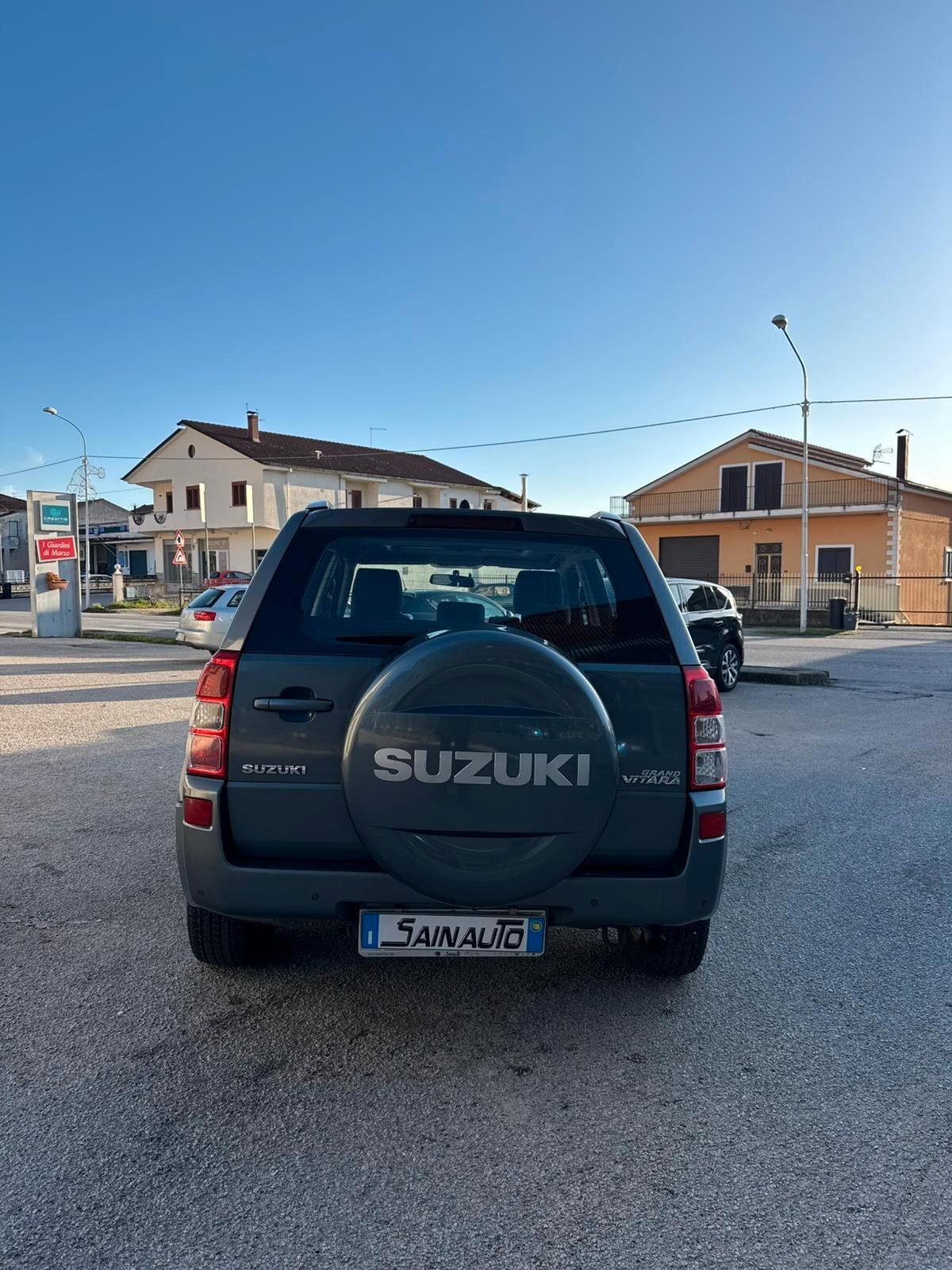 Suzuki Grand Vitara 1.9 DDiS 5 porte Executive Garanzia