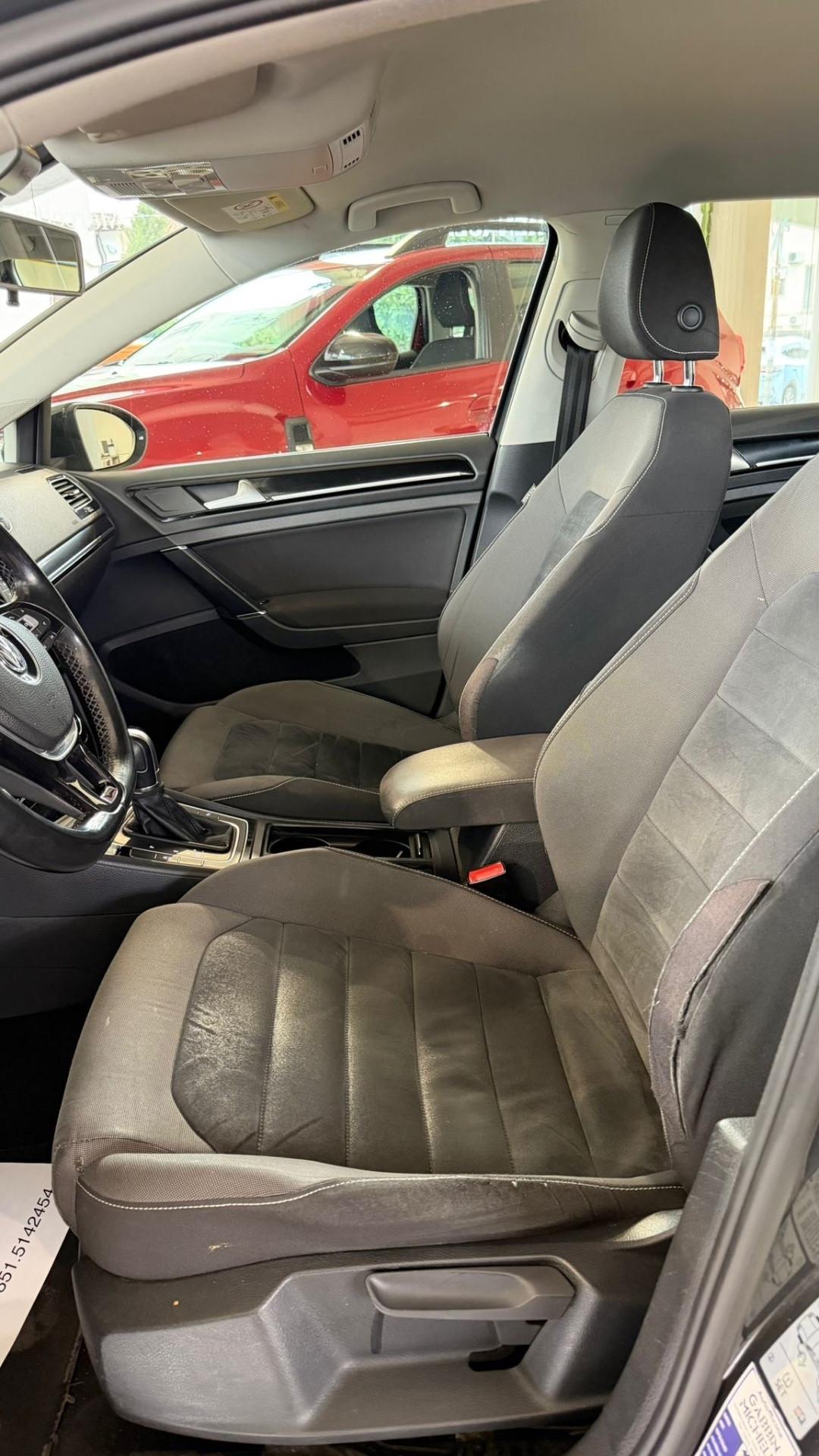 Volkswagen Golf Variant 1.6 TDI 110 CV DSG Comfortline BlueMotion Tech.