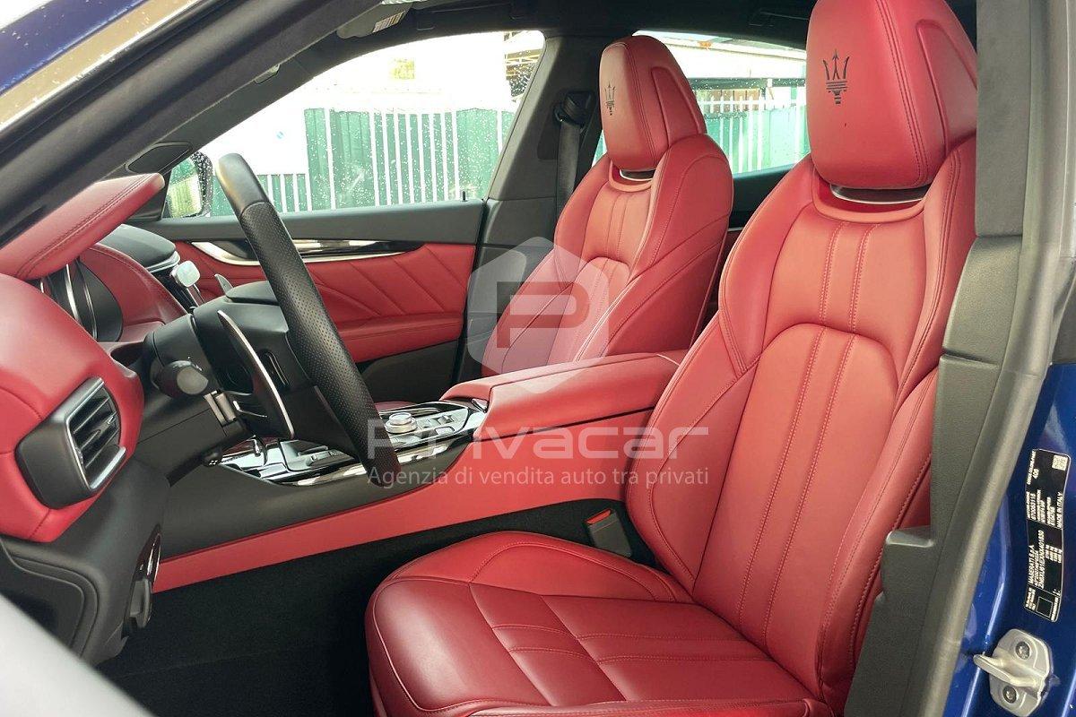 MASERATI Levante V6 350 CV AWD Modena