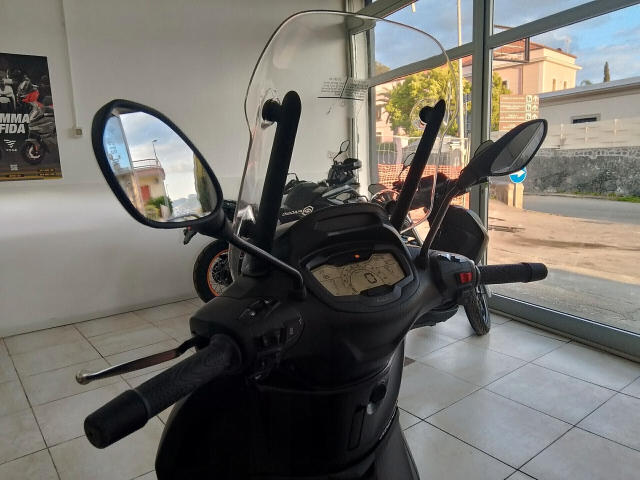 Piaggio Beverly 400 S