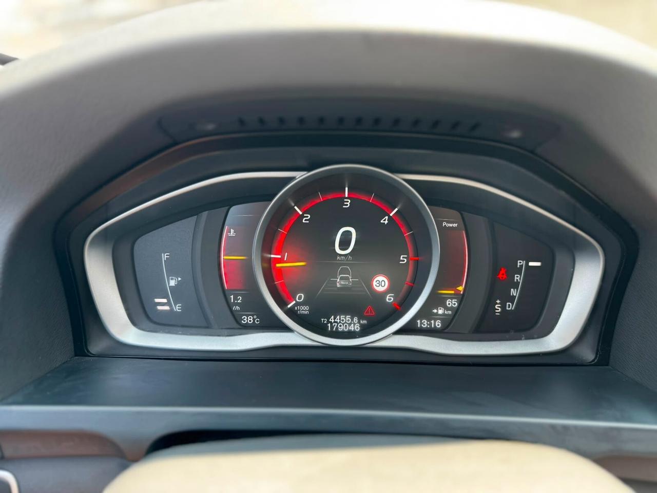 Volvo S60 D4 Geartronic Summum – Euro 6 – 180.000 km