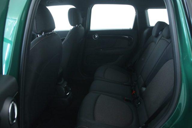 MINI Countryman 2.0 Cooper D Essential Countryman Black Exterior