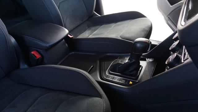VOLKSWAGEN Tiguan 2.0 TDI 150 CV SCR DSG R-Line