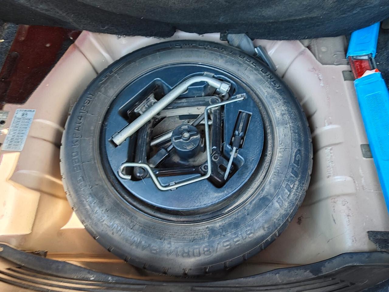 Lancia Ypsilon LANCIA YPSLON BLACK&RED 1.3 JTD 95CV STOP&START