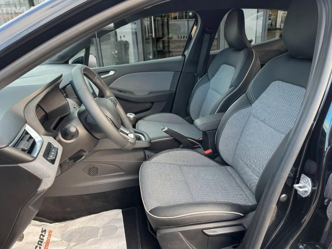 Renault Clio 1.0 tce Techno 90cv con Telecam e CarPlay