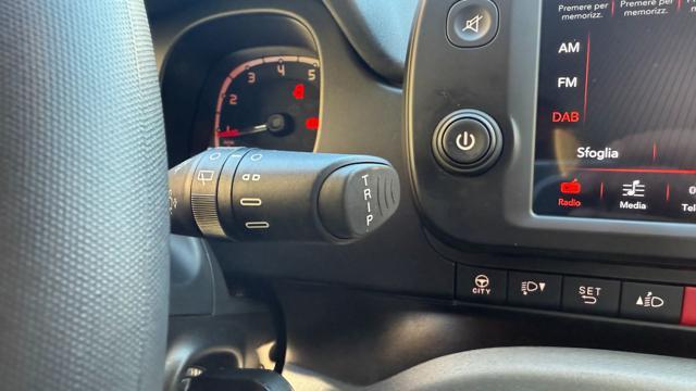 FIAT Panda 1.0 FIREFLY S&S HYBRID CITY LIFE*CARPLAY*USB*