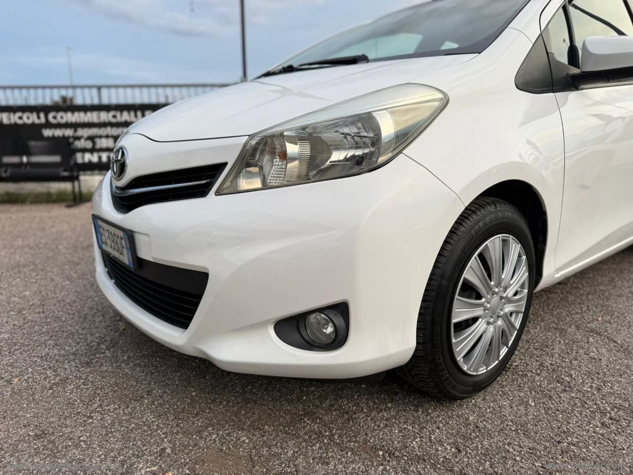 TOYOTA Yaris 1.0 5p. Lounge