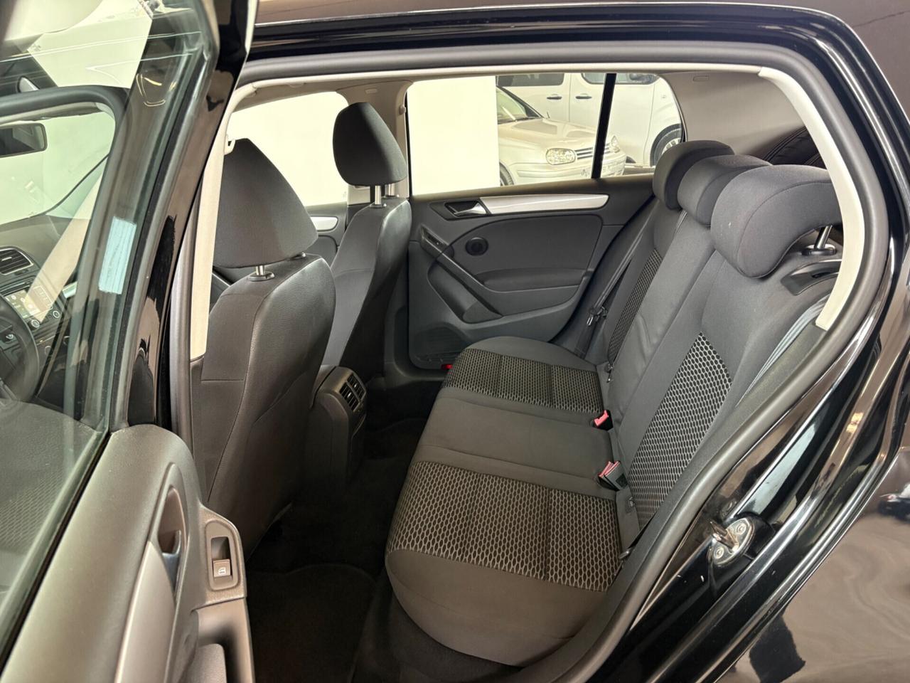 Volkswagen Golf 1.6 TDI DPF 5p. Highline