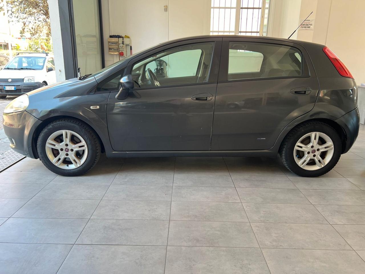 Fiat Grande Punto 1.3 90CV DIESEL 128.000KM