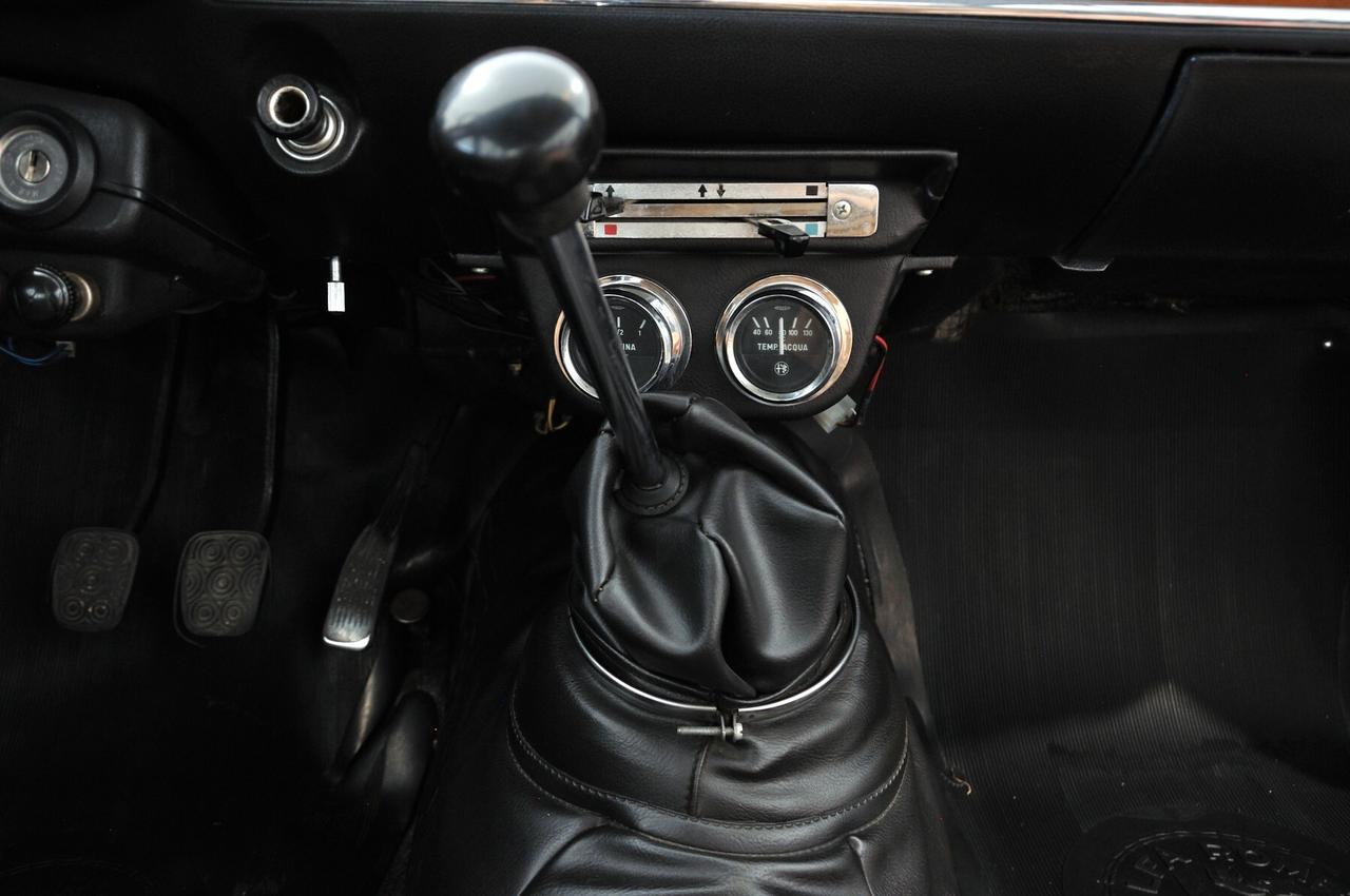 Alfa Romeo GT 1300 Junior ASI Oro conservata