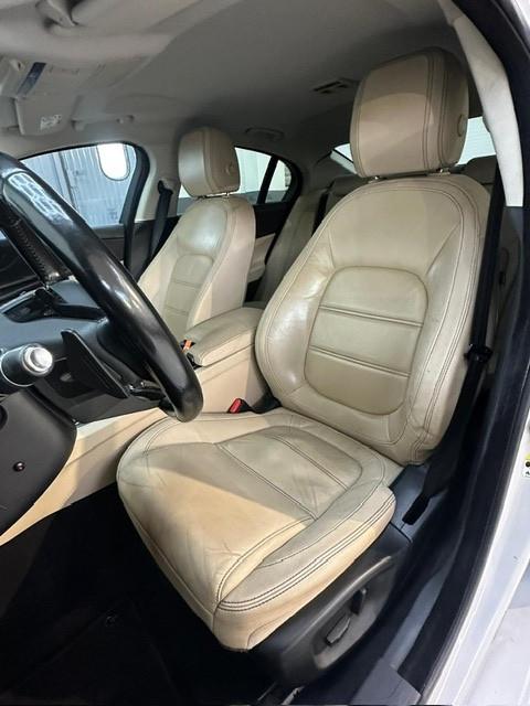 Jaguar XE 2.0 D 180 CV AWD aut. R-Sport