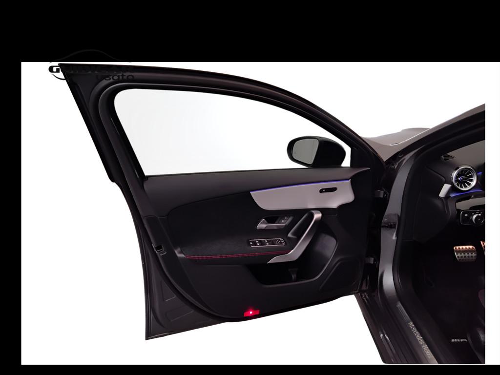 Mercedes-Benz Classe A - W177 2023 - A 180 d AMG Line Advanced Plus auto