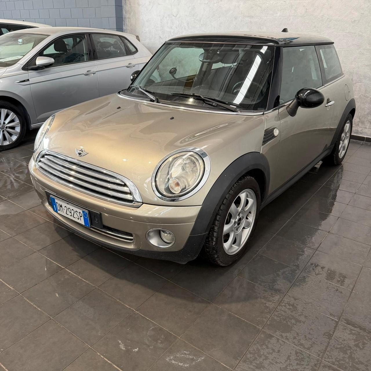 Mini Cooper 1.6 BENZINA NEOPATENTATI